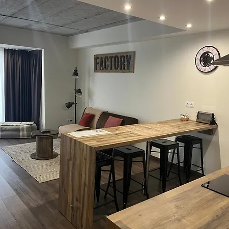 Estela De Altamira * Santillana del Mar